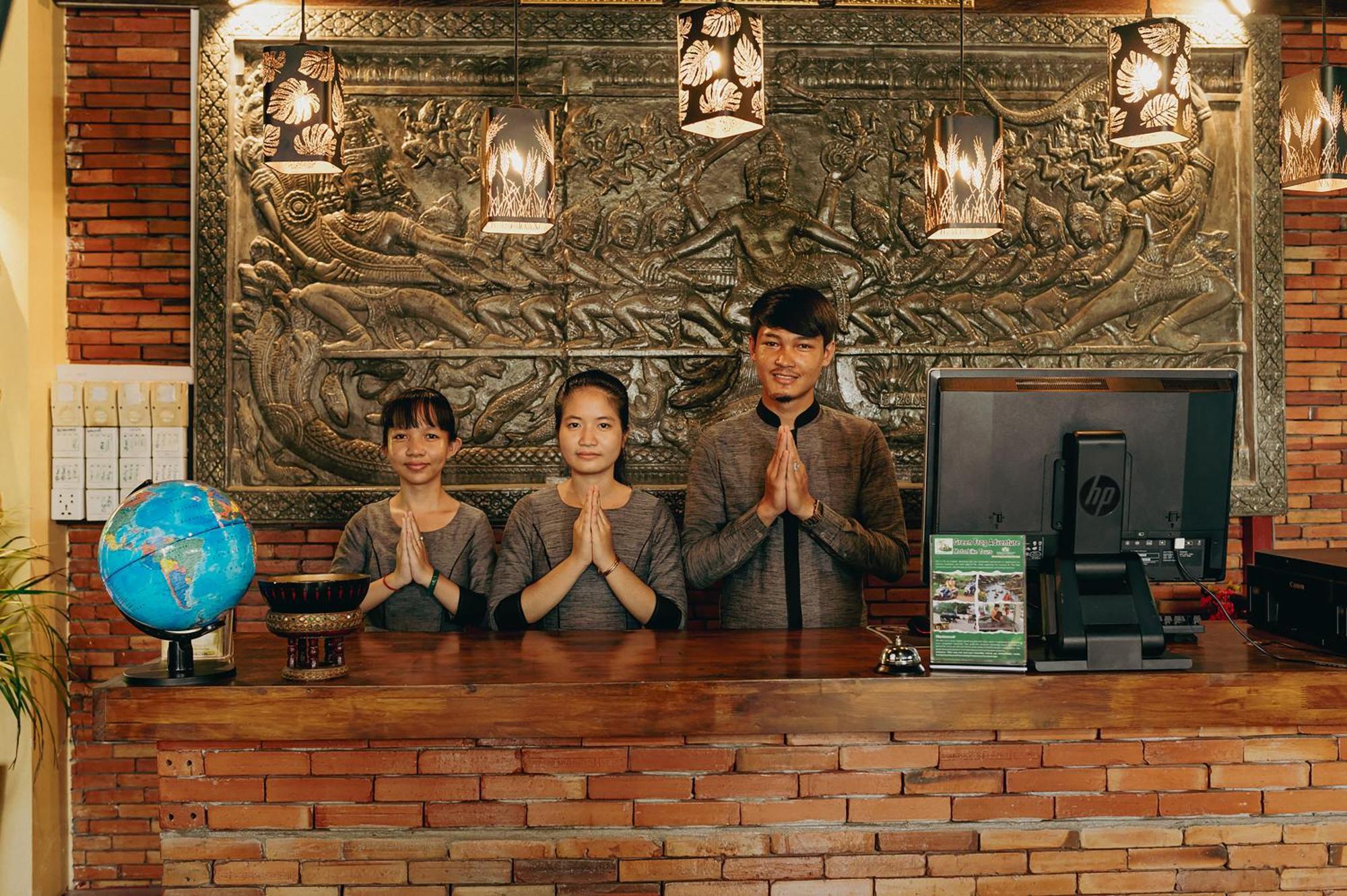 Отель Ravady D'Angkor Сиемрип Экстерьер фото